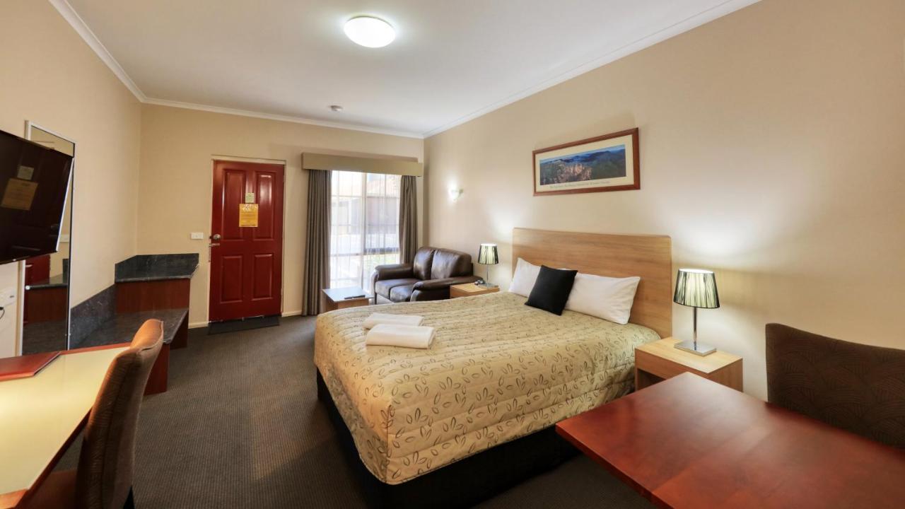 Top Of The Town Motel & Apartments Benalla Buitenkant foto